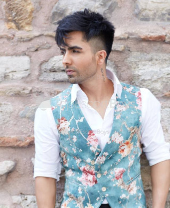 Photo escort girl Harry: the best escort service