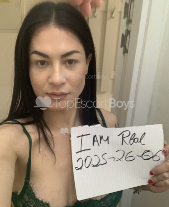 Photo escort girl Yasmim: the best escort service