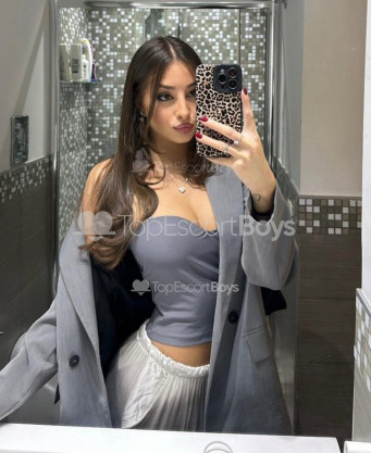 Photo escort girl Alona: the best escort service