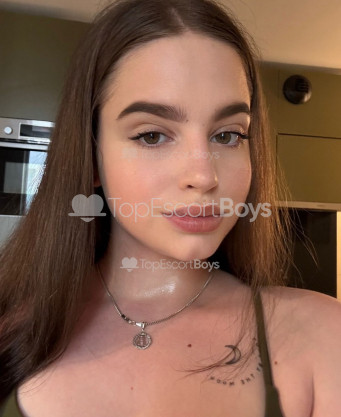 Photo escort girl Sofia : the best escort service