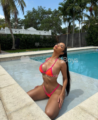 Photo escort girl Daniela: the best escort service