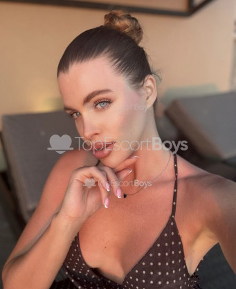 Photo escort girl Ariana: the best escort service