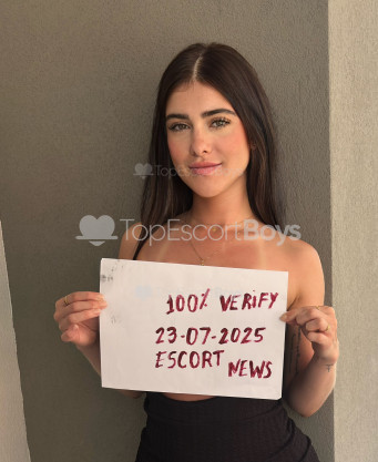 Photo escort girl Izza: the best escort service
