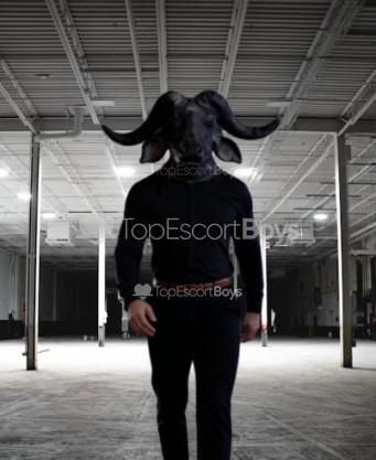 Photo escort girl CUCKOLDINGBULL: the best escort service