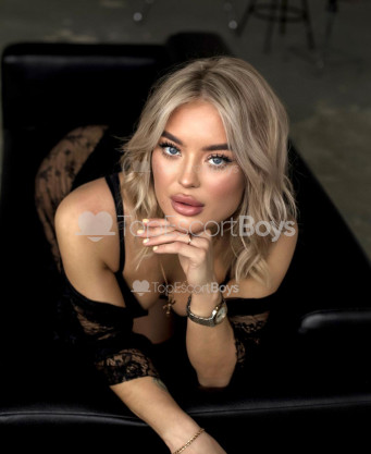Photo escort girl Viktoria : the best escort service