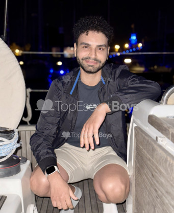 Photo escort girl XXL Arab Masseur: the best escort service