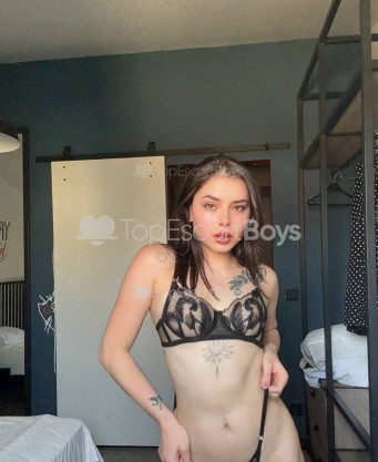 Photo escort girl Valeria Queen : the best escort service