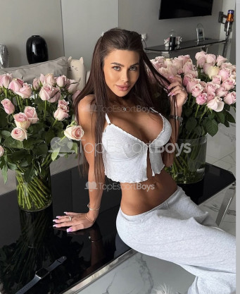 Photo escort girl Stella: the best escort service