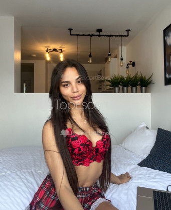 Photo escort girl Lily : the best escort service