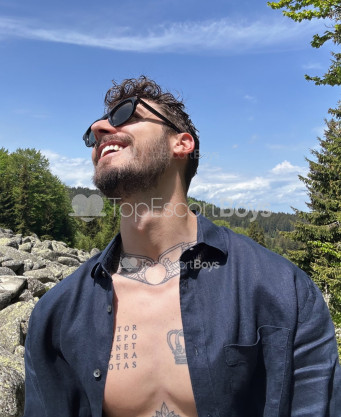 Photo escort girl Matthew : the best escort service