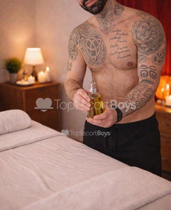 Photo escort girl TantraMassage: the best escort service