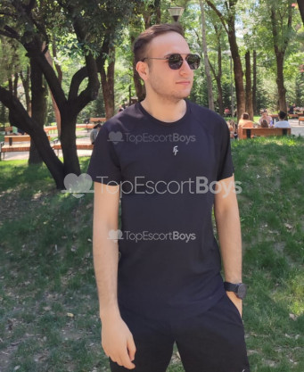 Photo escort girl MERTCANHUB: the best escort service