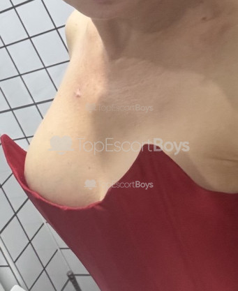 Photo escort girl Oksana: the best escort service