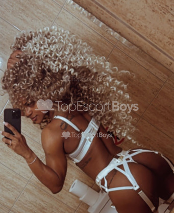 Photo escort girl Karina: the best escort service