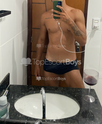 Photo escort girl Vitor: the best escort service