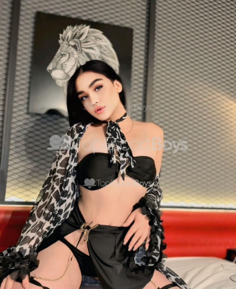 Photo escort girl MIA LUX: the best escort service