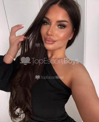 Photo escort girl LOLA: the best escort service