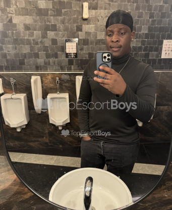 Photo escort girl Black panther : the best escort service