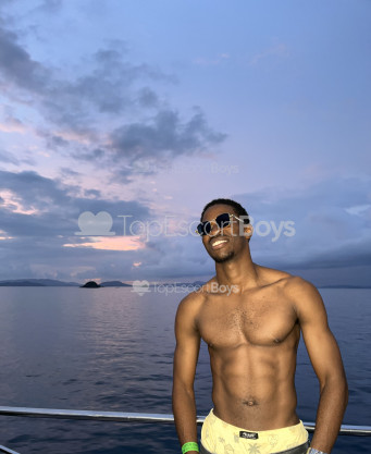 Photo escort girl Hakim: the best escort service