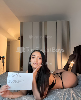 Photo escort girl LOLA BABY : the best escort service