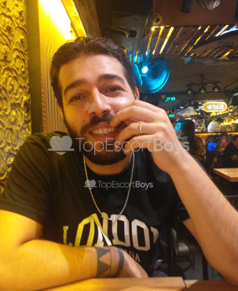 Photo escort girl Batuhan: the best escort service