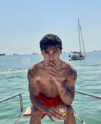 Photo escort girl Kuzey: the best escort service