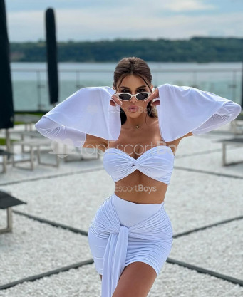 Photo escort girl Albina: the best escort service