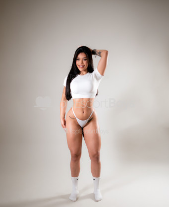 Photo escort girl Isis : the best escort service