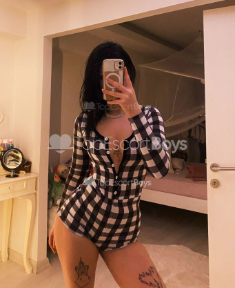 Photo escort girl Linda: the best escort service