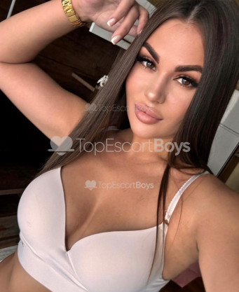 Photo escort girl Mia: the best escort service