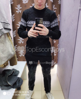 Photo escort girl Maksim : the best escort service