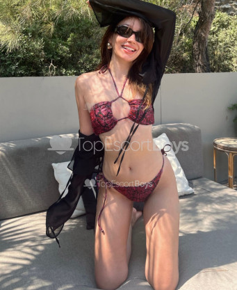 Photo escort girl Elena: the best escort service