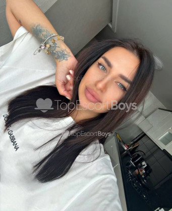 Photo escort girl Mari: the best escort service