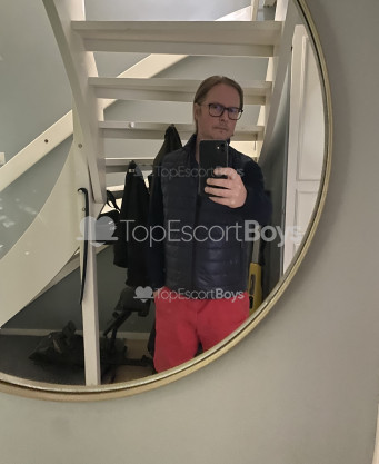 Photo escort girl Carl West: the best escort service