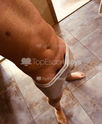 Photo escort girl MAXIMUS XXL: the best escort service