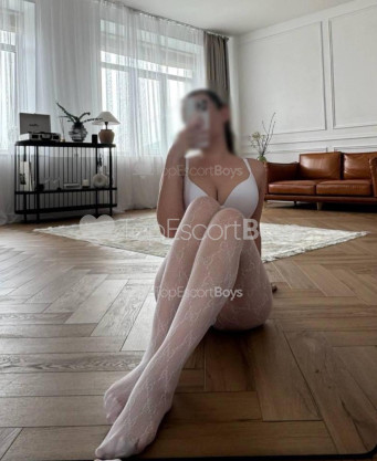 Photo escort girl Darya: the best escort service