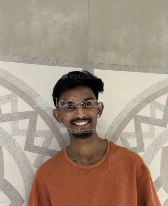 Photo escort girl Shiva: the best escort service