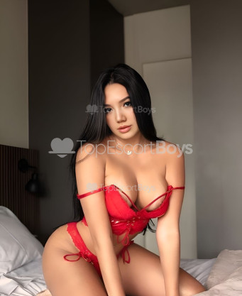 Photo escort girl Arina : the best escort service