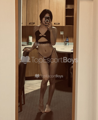 Photo escort girl Esti: the best escort service