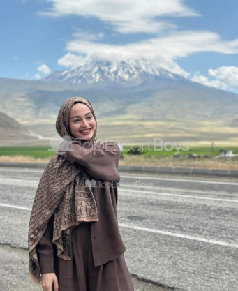 Photo escort girl Sumeyye: the best escort service