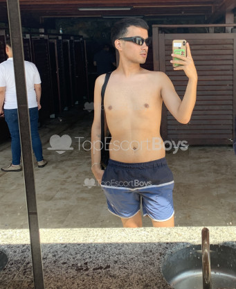 Photo escort girl Max: the best escort service