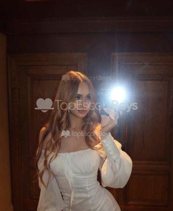 Photo escort girl Bala: the best escort service
