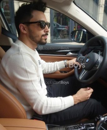 Photo escort girl Yasef: the best escort service