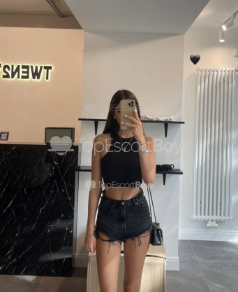 Photo escort girl Sasha: the best escort service