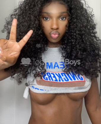 Photo escort girl Trixia: the best escort service