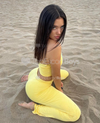 Photo escort girl Amira: the best escort service