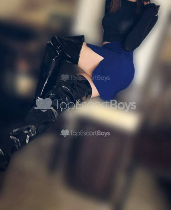 Photo escort girl Lola: the best escort service