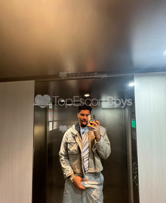 Photo escort girl Bigboy2.10: the best escort service