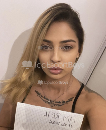 Photo escort girl Crystal: the best escort service