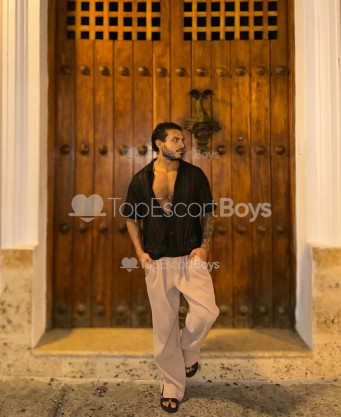 Photo escort girl Leo: the best escort service